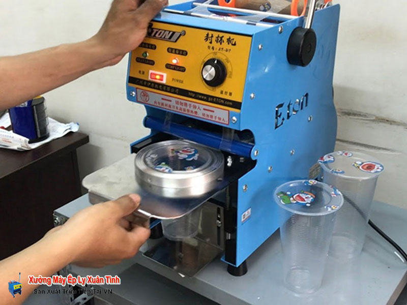 Máy ép ly bị kẹt cuộn màng phải làm sao? Máy ép ly bị kẹt cuộn màng phải làm sao?